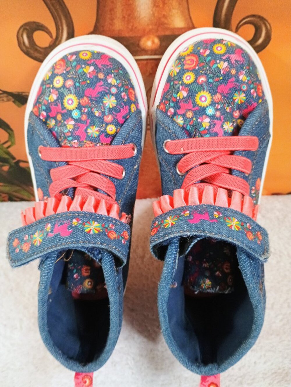 EUC Girls DreamWorks Sz 11 Blue & Pink Spirit Untamed Ruffle High Top Sneakers